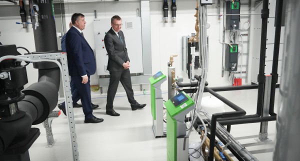 Latvijas prezidents apmeklē Delska jauno datu centru – ilgtspējīgāko Baltijas valstīs